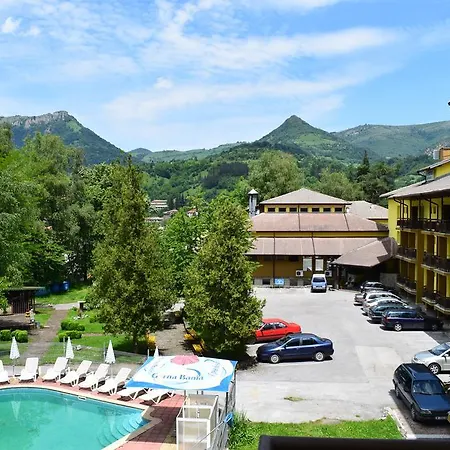 Hotel Zdravets Teteven